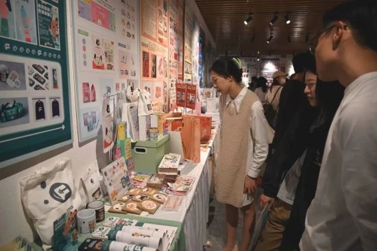 上海立達學院藝術(shù)設計學院2024屆畢業(yè)展 廣告制作專業(yè)作品展，創(chuàng)意與視覺的盛宴